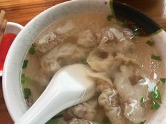-依云煎包店