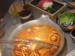 -湊湊火锅·茶憩(南京万象天地店)