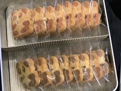 -奇华饼家(香港国际机场T1店)