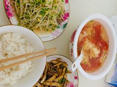 -鲸育宝宝月嫂(徐汇店)