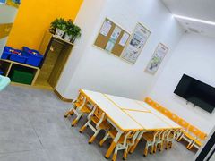 -艾克瑞特机器人教育(金狮校区)