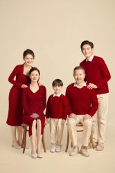 -至臻微拉婚纱摄影