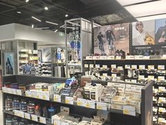 -迪卡侬(环球港店)