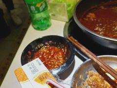 -运气牛自助酱大骨火锅(南京东路店)