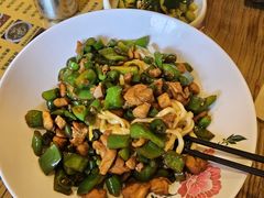 辣爆小公鸡面-锅儿挑面馆