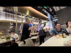 -海底捞火锅(长宁路龙之梦店)