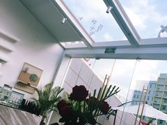 -UNI UNI(环亚凯瑟琳店)