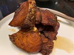 上海熏鱼-老正兴菜馆(福州路店)