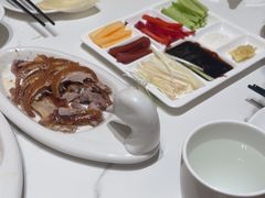 -梅利汴京烤鸭•开封豫菜地标店(东大街店)