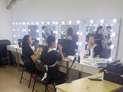 -吉田美学化妆美甲摄影培训(宁波校区)