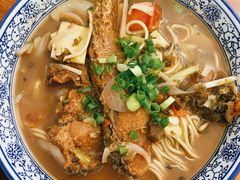 酥鱼面-老余杭面馆