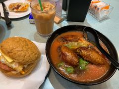 番茄浓汤鸡翅猪扒通粉-华嫂冰室(尖沙咀店)