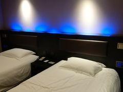 -桔子水晶苏州吴江步行街酒店