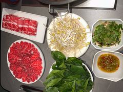 -洞子口重庆鲜货火锅(楚翘城旗舰店)