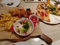 -必胜客(威高广场店)
