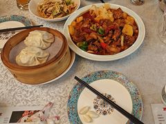 -汗腾格里·风味餐厅(新疆驻京办店)