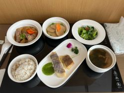 -金鹰国际月子中心(新街口店)