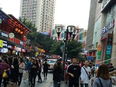 -八一好吃街·高品美食广场