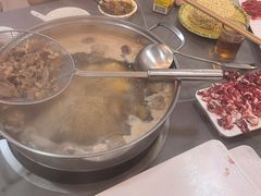 -官塘陈记鱼生·潮汕砂锅粥·牛肉火锅(潮枫路总店)