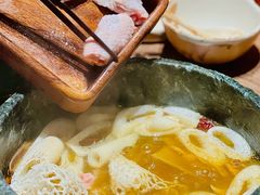 野生菌石锅土鸡-蘑界·野生菌火锅(深业上城店)