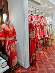 -拉瑞娜LaReine婚纱礼服高级定制