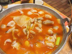 -老滇山寨•云南特色菜•地方菜•民族风情歌舞表演(金碧店)