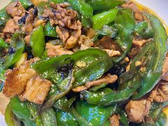 -俏湖兰·辣椒炒个肉(海沧店)