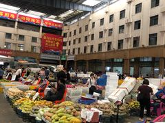 -三亚新鸿港水果一级批发市场