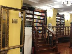 -果戈里书店