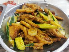-江城燕子大排档(江汉路步行街店)