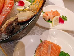 三文鱼-领鲜活海鲜榴莲自助火锅(东门店)