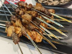 -哈尔滨烧烤·山河村铁锅炖(交大店)