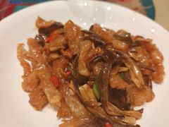 -年辉渔村·非遗传承餐厅(新丰江店)