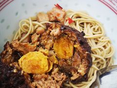 咸蛋黄狮子头-吴茂兴本帮面(百色路店)