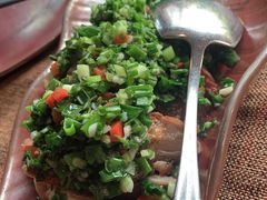 大理风味葱椒鸡-花马天堂云南餐厅 Lost Heaven(外滩店)