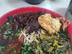 -小龙大肉面馆