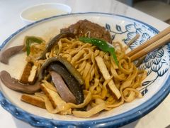 -镇南锅盖面馆(解放路店)