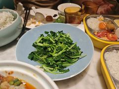 -雀蓝川菜(奥体广场店)