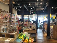 -猫的天空之城概念书店(杭州南宋御街店)