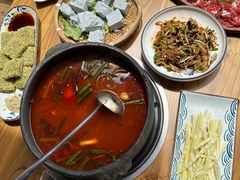 -贵厨酸汤牛肉(花果园国际中心店)