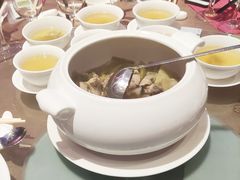 -广州中心皇冠假日酒店·百粤楼