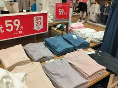 -优衣库(南宁江南万达店)