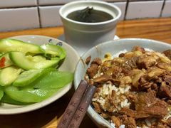-红猪卤肉饭(大西洋美食城店)