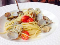 iphone_upload_pic-香格里拉鱼跃地中海西餐厅·牛排披萨
