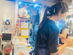 -BHC炸鸡(明洞总店)