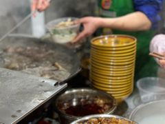 -花溪牛肉粉(八鸽岩店)