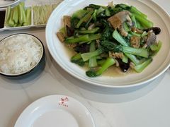 -梅利汴京烤鸭•开封豫菜地标店(铁北街店)