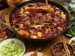 -鸿顺老铁锅美蛙鱼府(解放碑店)