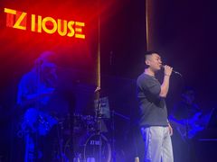 -TZ House音乐现场(来福士中心店)