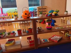 -抱抱熊托育中心(大悦城店)